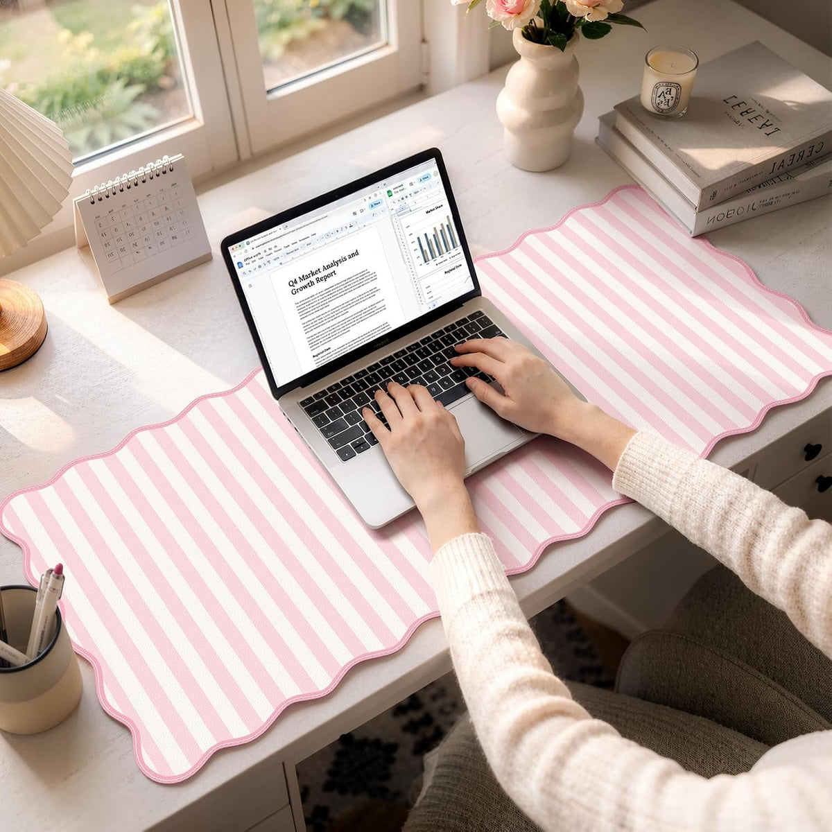 iCasso Cute Leather Desk Pad,Waterproof Scalloped Desk Mat for Women(Pink)